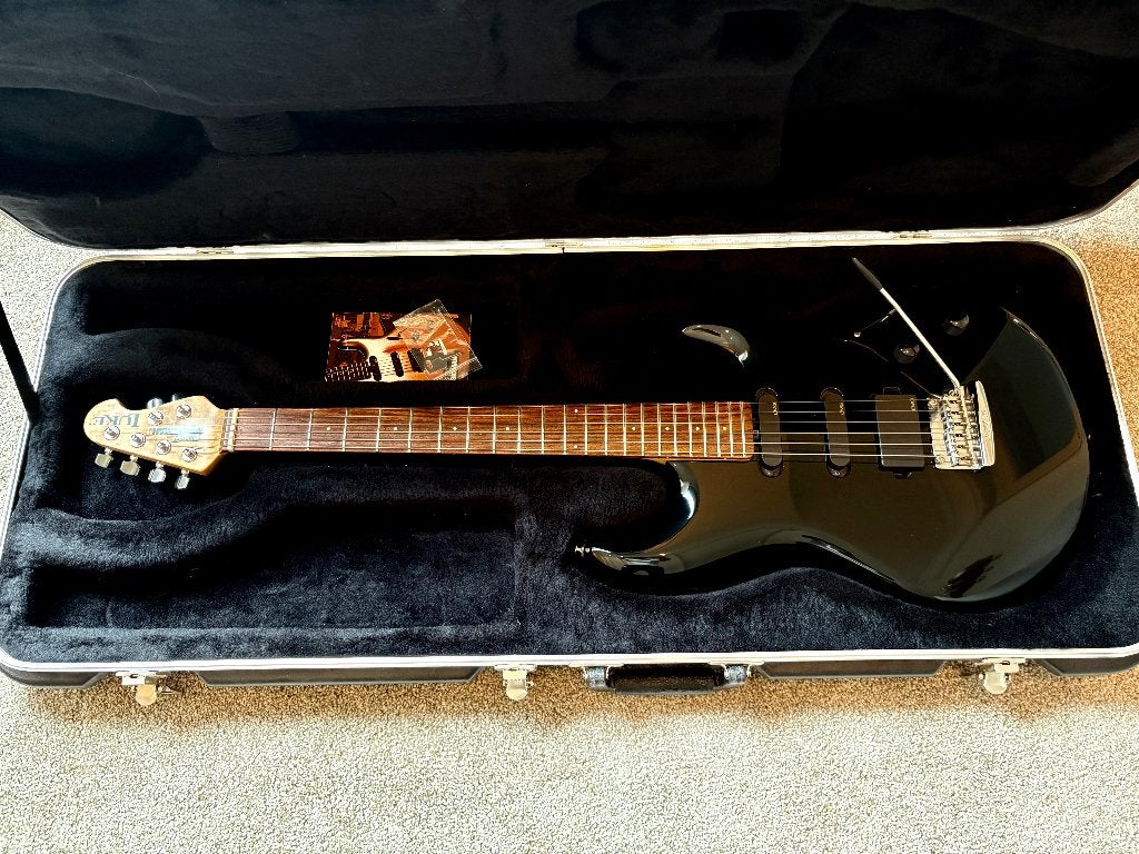 Foto 5 van Ernie Ball Music Man " LUKE "   elektrische gitaar