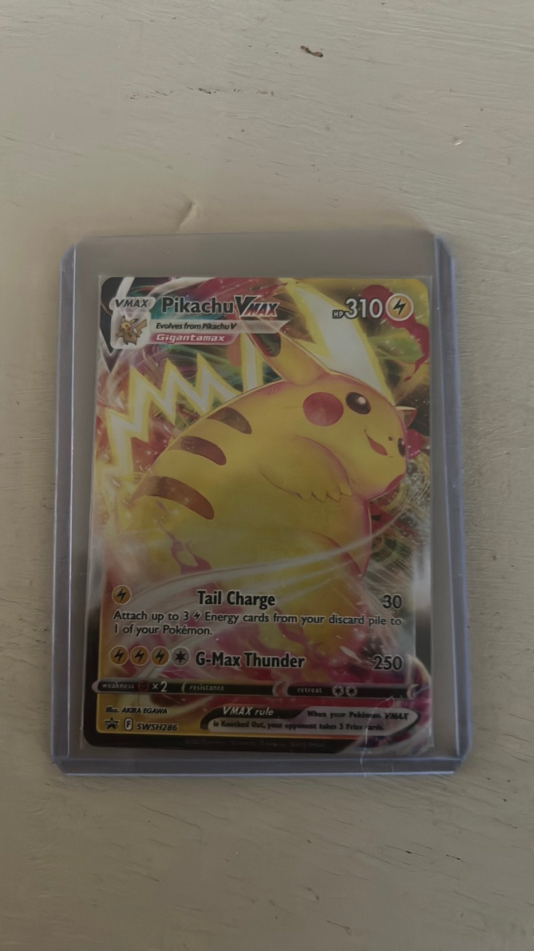 Pikachu vmax (echt), Ophalen of Verzenden, Zo goed als nieuw