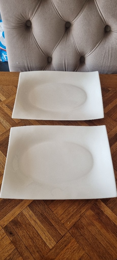 Nieuwe Maxwell & Williams Motion Borden 30x22 cm 2 st., Overige merken, Nieuw, Ophalen of Verzenden, Bord(en)