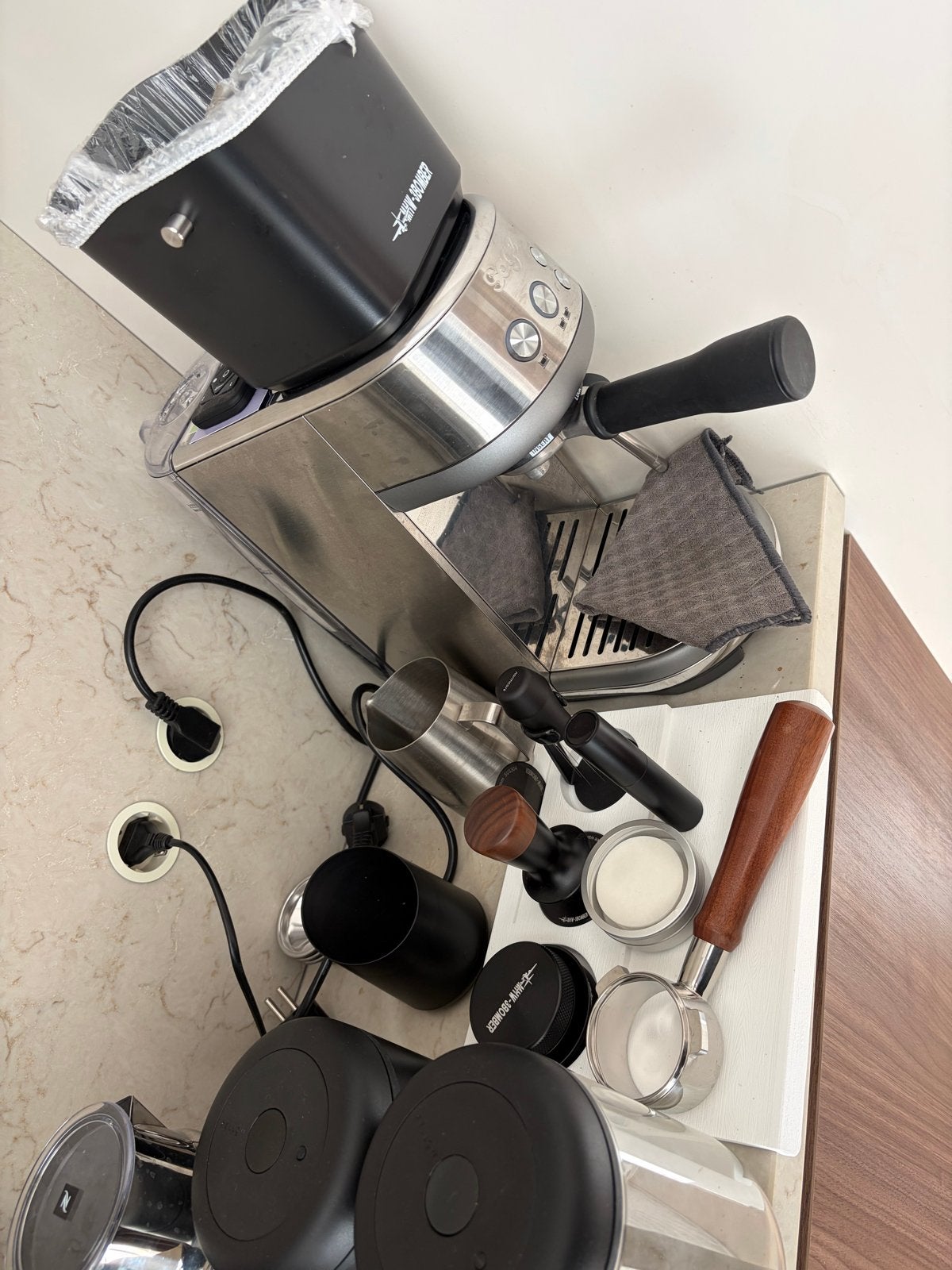 Complete Barista Set: Sage Bambino + MHW-3BOMBER, Stoompijpje, Espresso apparaat, Zo goed als nieuw, 2 tot 4 kopjes