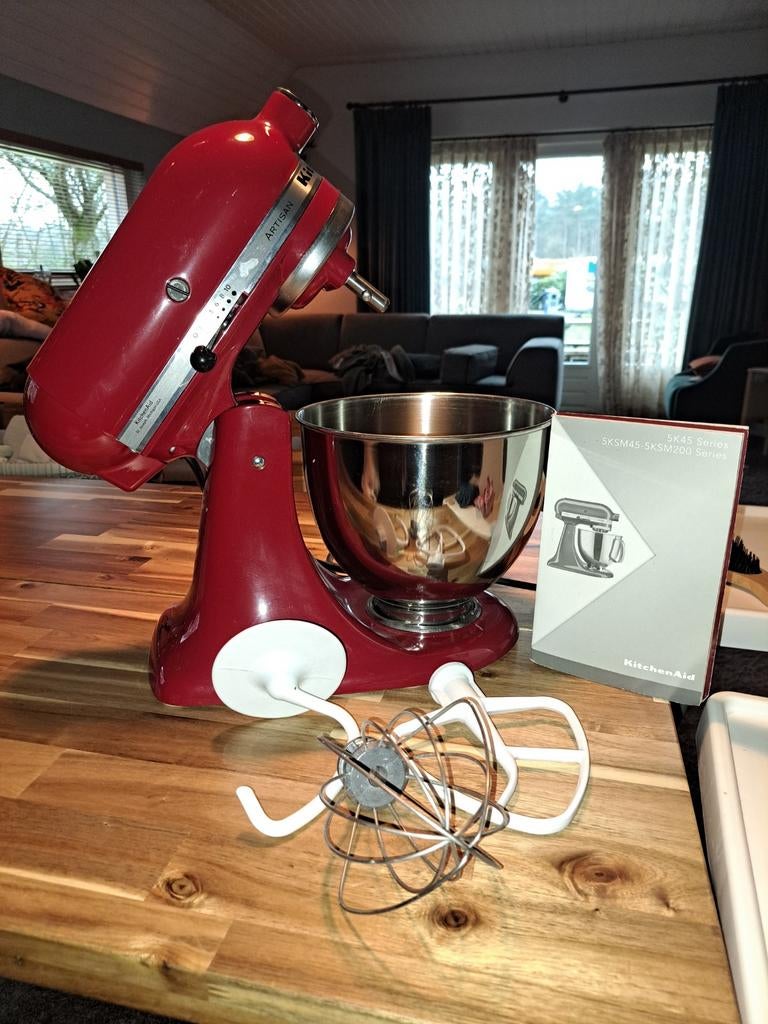 KitchenAid Artisan Keukenmixer - Rood - Zo goed als nieuw, Witgoed en Apparatuur, Keukenmixers, 4 liter of meer, Ophalen, Nieuw