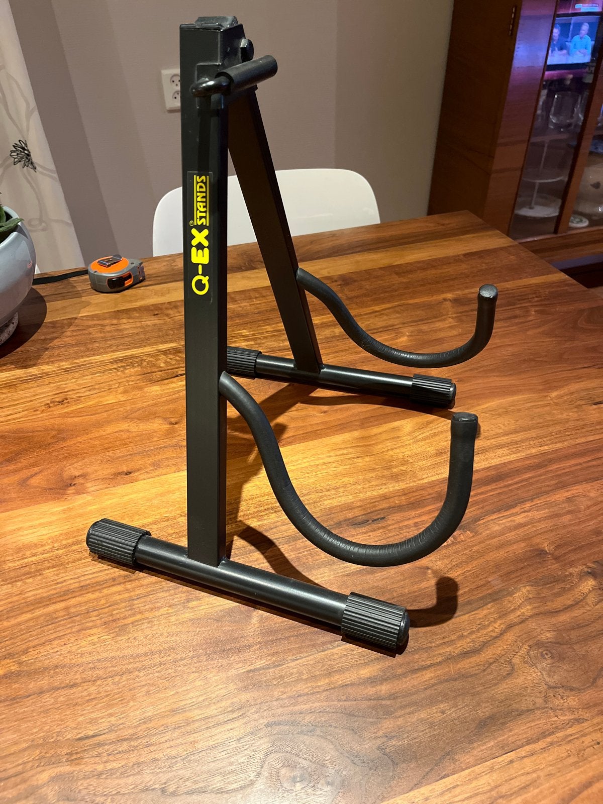 Gitaarstandaard Q-EX Stands - Stevig en Compact, Ophalen of Verzenden, Gebruikt, Instrumentstandaard, Gitaar