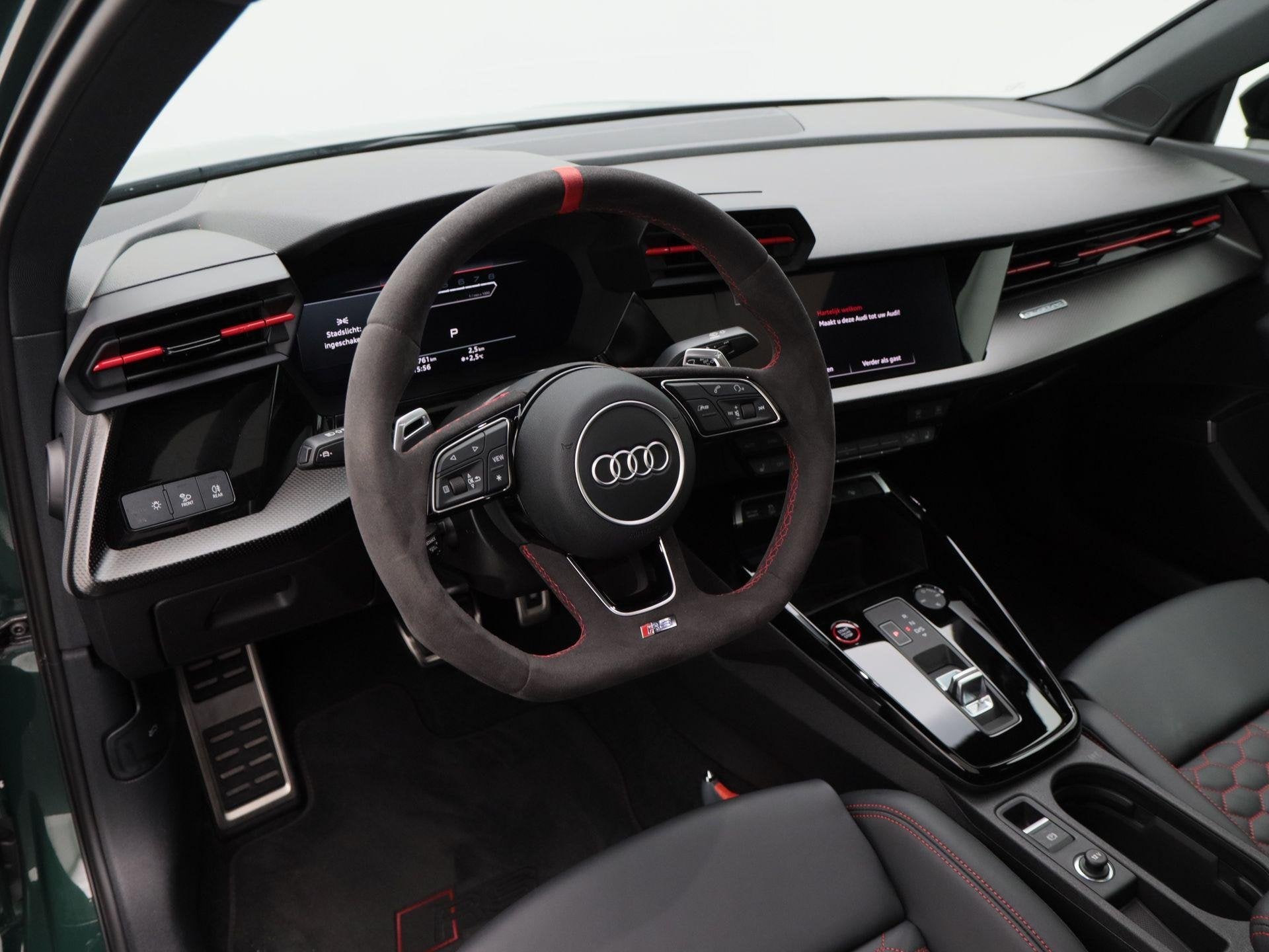 Audi RS3 Limousine 2.5 TFSi quattro 400 Pk 500 Nm | RS Sport, Auto's, Audi, Automaat, Gebruikt, RS3, Bedrijf