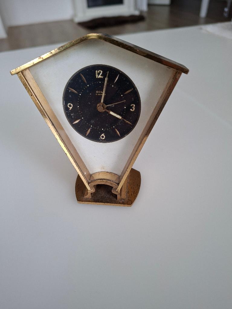 tafelklok/wekker mooi model  vintage   france solo, Antiek en Kunst, Antiek | Klokken, Ophalen of Verzenden