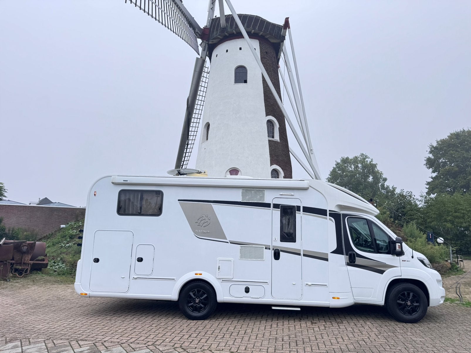 Foto 9 van Knaus Sun Ti 700 MEG Platinum Selection Plus