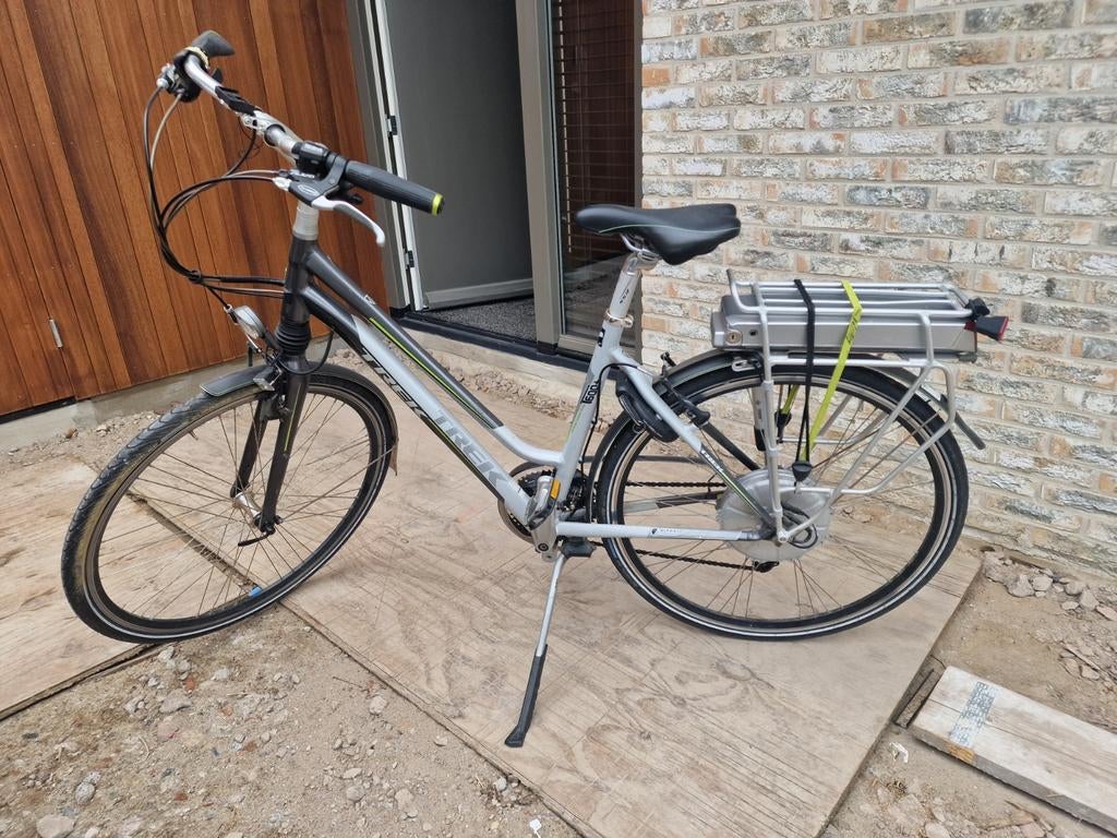 Te koop dames ebike Trek T600+, Fietsen en Brommers, Fietsen | Dames | Sportfietsen en Toerfietsen, Ophalen, Gebruikt, Meer dan 20 versnellingen