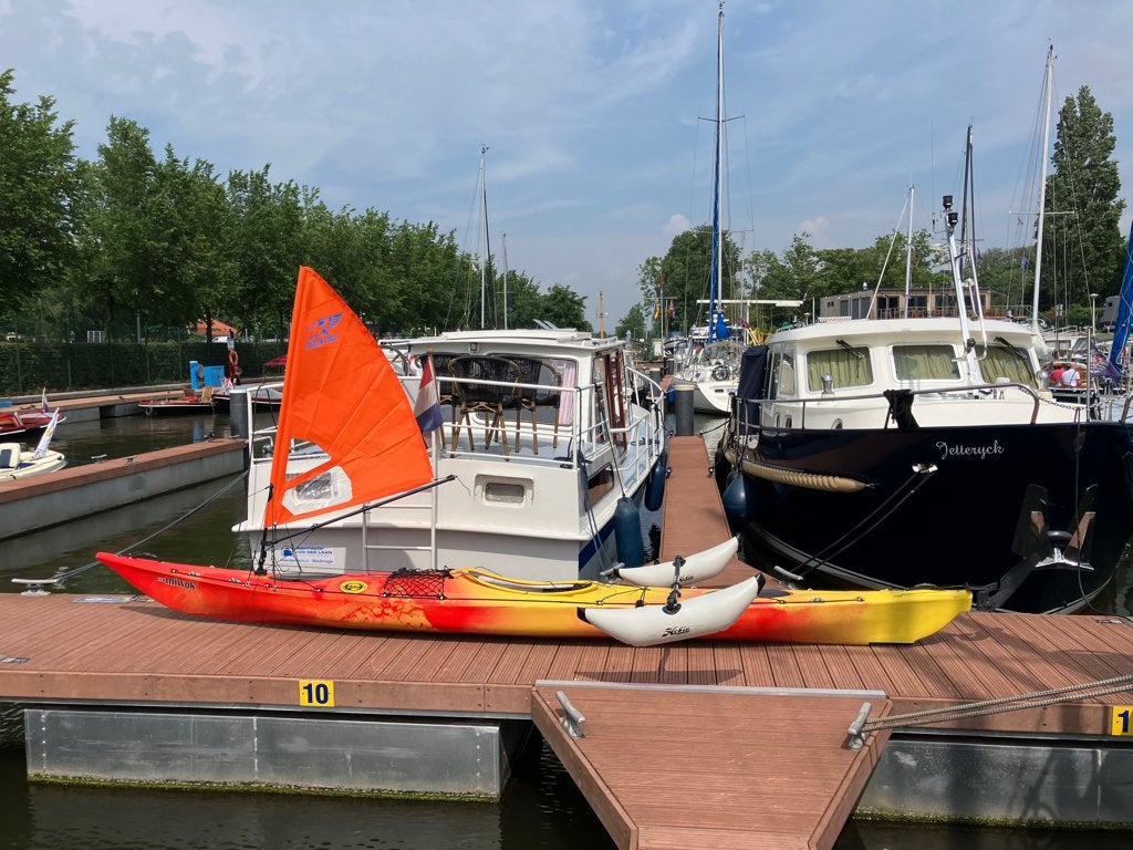 Zeekajak kano zeilkano met outriggers, Watersport en Boten, Kajaks, Zo goed als nieuw, 1-persoons, Ophalen