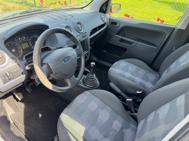 Ford Fusion 1.4-16V AIRCO / CARPLAY / 5 DEURS / ELEKTRISCHE, Auto's, Ford, Voorwielaandrijving, 15 km/l, Gebruikt, 49 €/maand