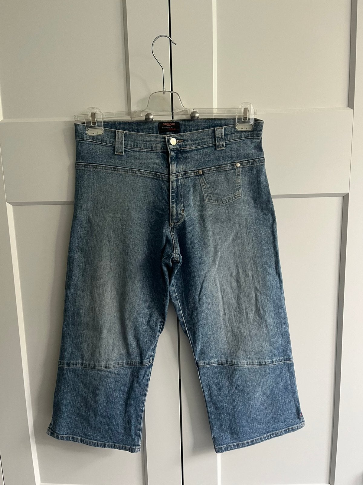 Capri broek, Kleding | Dames, Ophalen of Verzenden, Zo goed als nieuw, Blauw, W30 - W32 (confectie 38/40)