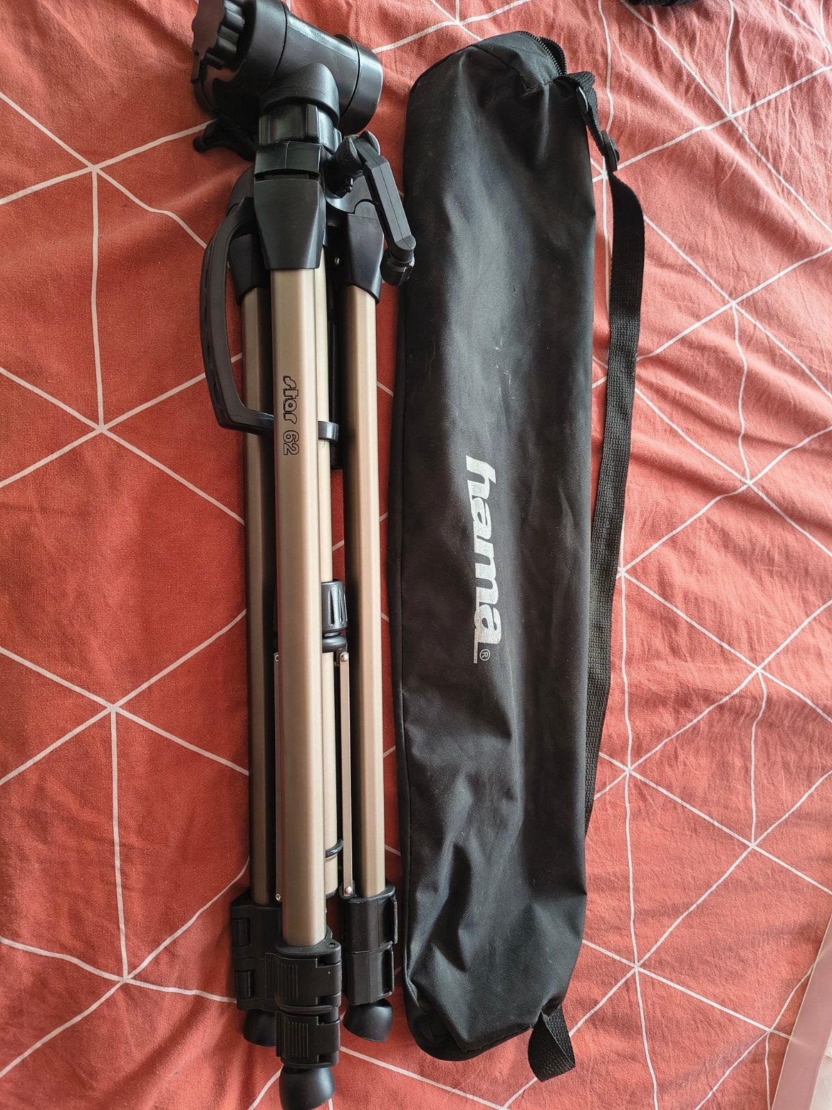 Hama Star 62 statief met draagtas, Gebruikt, Hama, 150 tot 175 cm, Met balhoofd