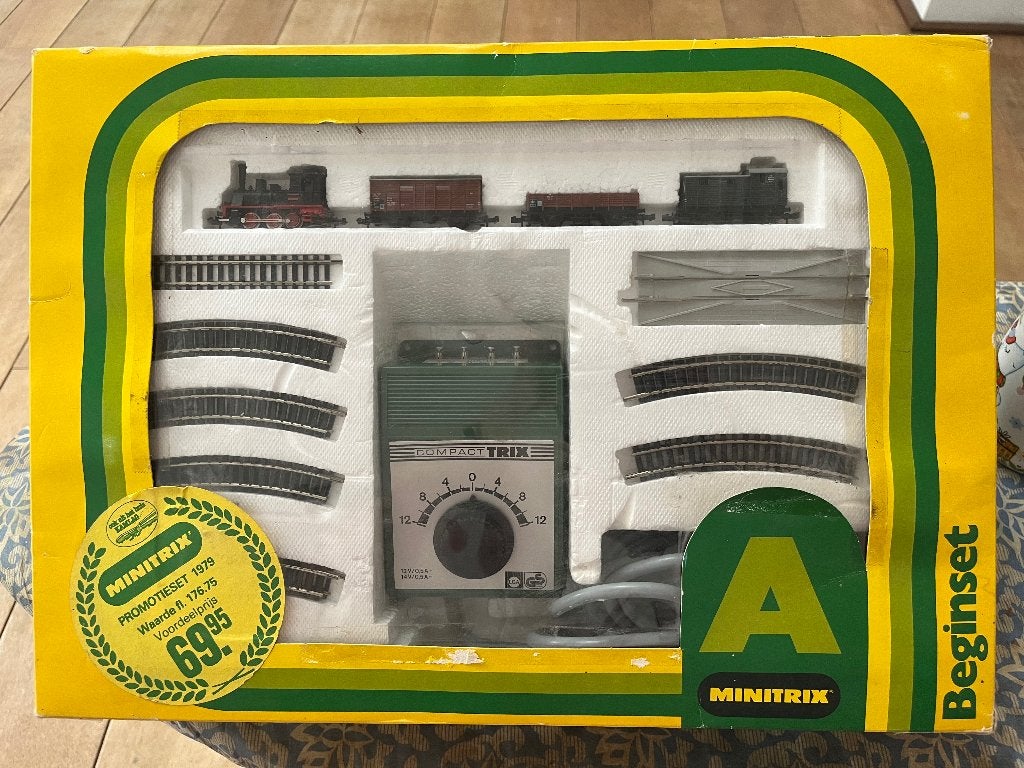 Minitrix - Beginset A (1), Hobby en Vrije tijd, Ophalen, Gelijkstroom, Trix, Gebruikt