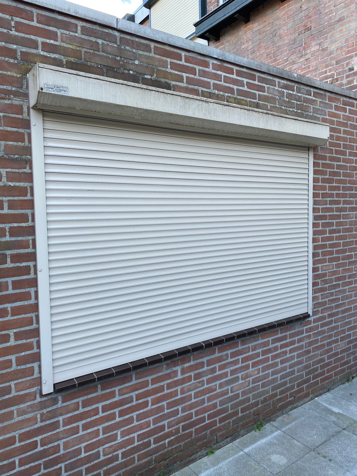 Rolluiken, Doe-het-zelf en Verbouw, Rolluiken, Ophalen, Gebruikt, Crème of Beige, 200 cm of meer