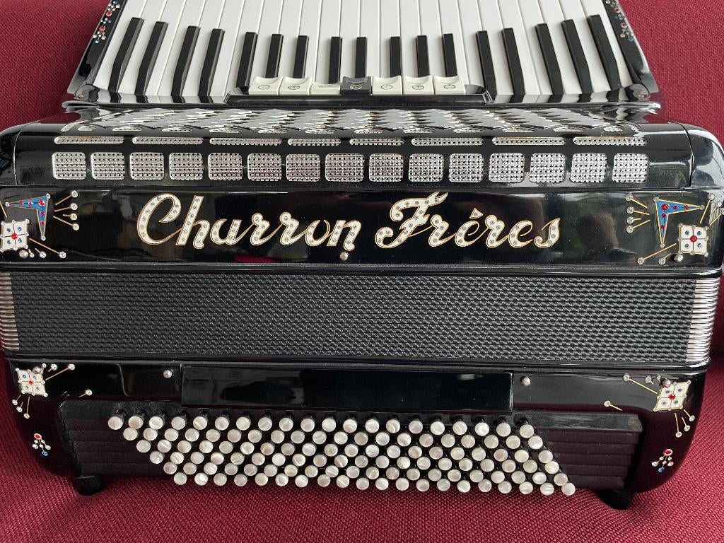 Fraaie Charron Frères waaierkavier accordeon.4korig.Musette, Muziek en Instrumenten, Accordeons, Met koffer, 120-bas, Toetsaccordeon