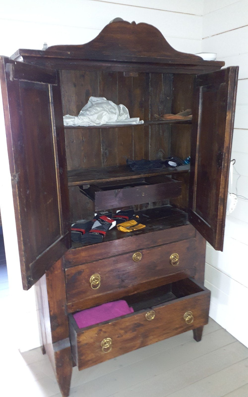 Antieke houten kast met lades - Luierkabinet, Ophalen