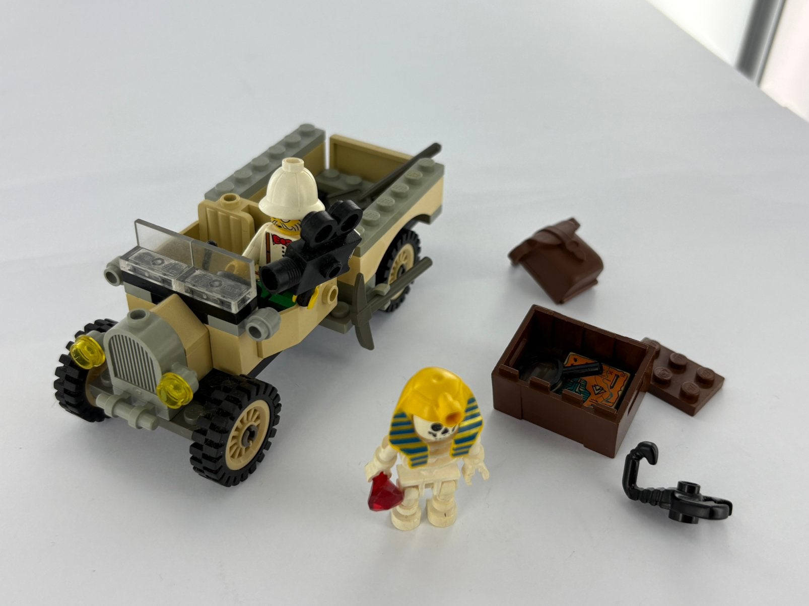 LEGO 2995 Adventurers Car & Skeleton - Compleet, Kinderen en Baby's, Speelgoed | Duplo en Lego, Gebruikt, Lego, Ophalen of Verzenden