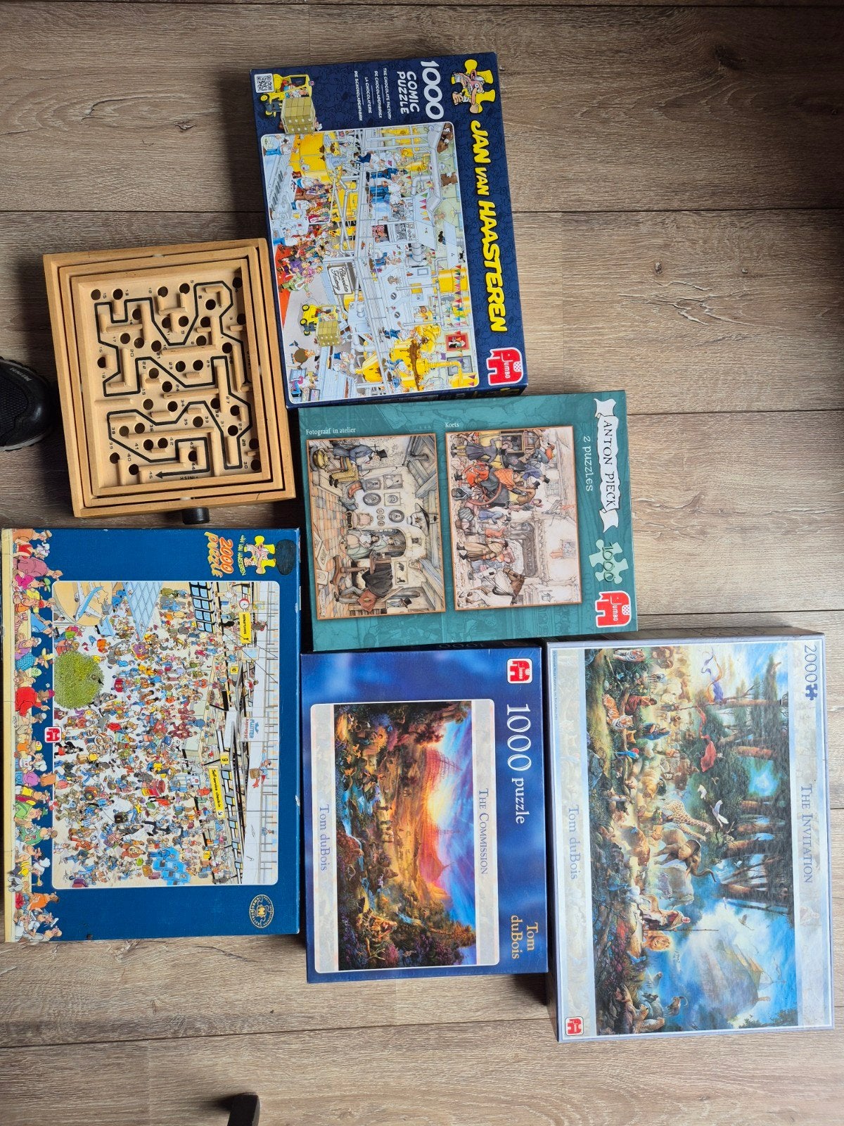 Pakket puzzels, labyrinth, ja van haasteren en Tom dubois, Ophalen of Verzenden, 500 t/m 1500 stukjes, Zo goed als nieuw