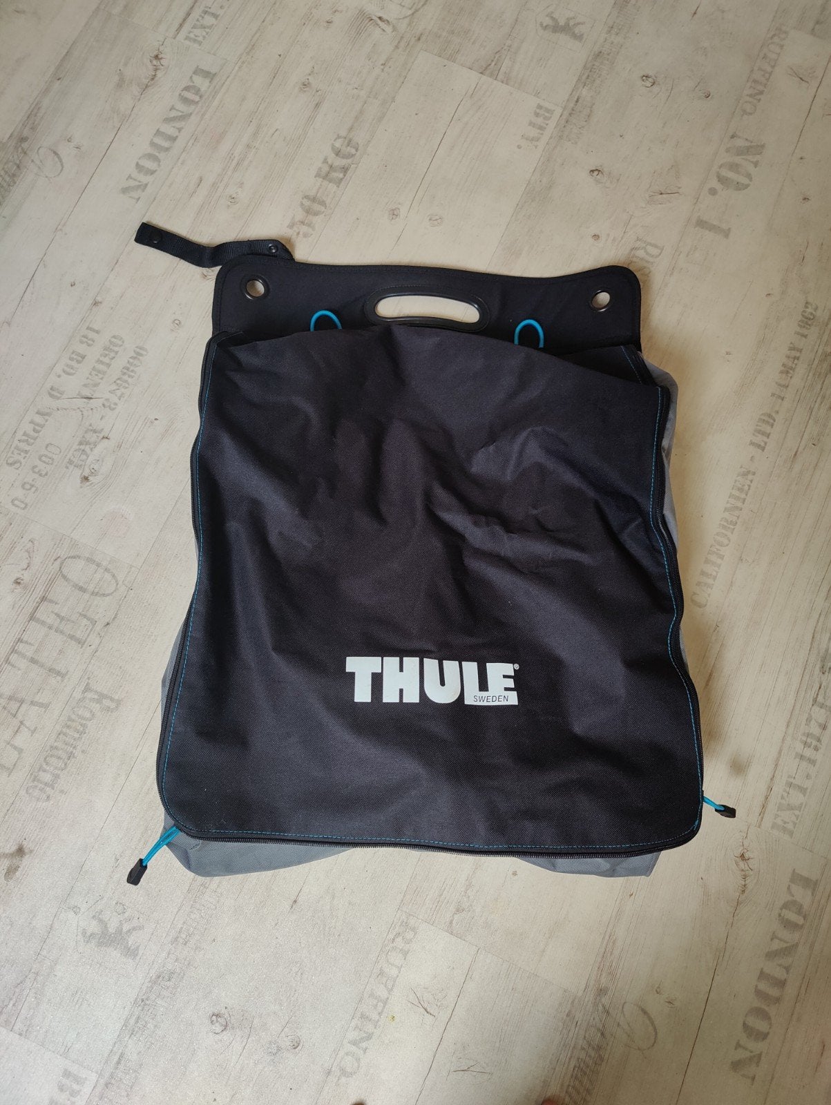 Thule Opbergtas voor schoenen/spullen (Niet gratis), Ophalen, Gebruikt