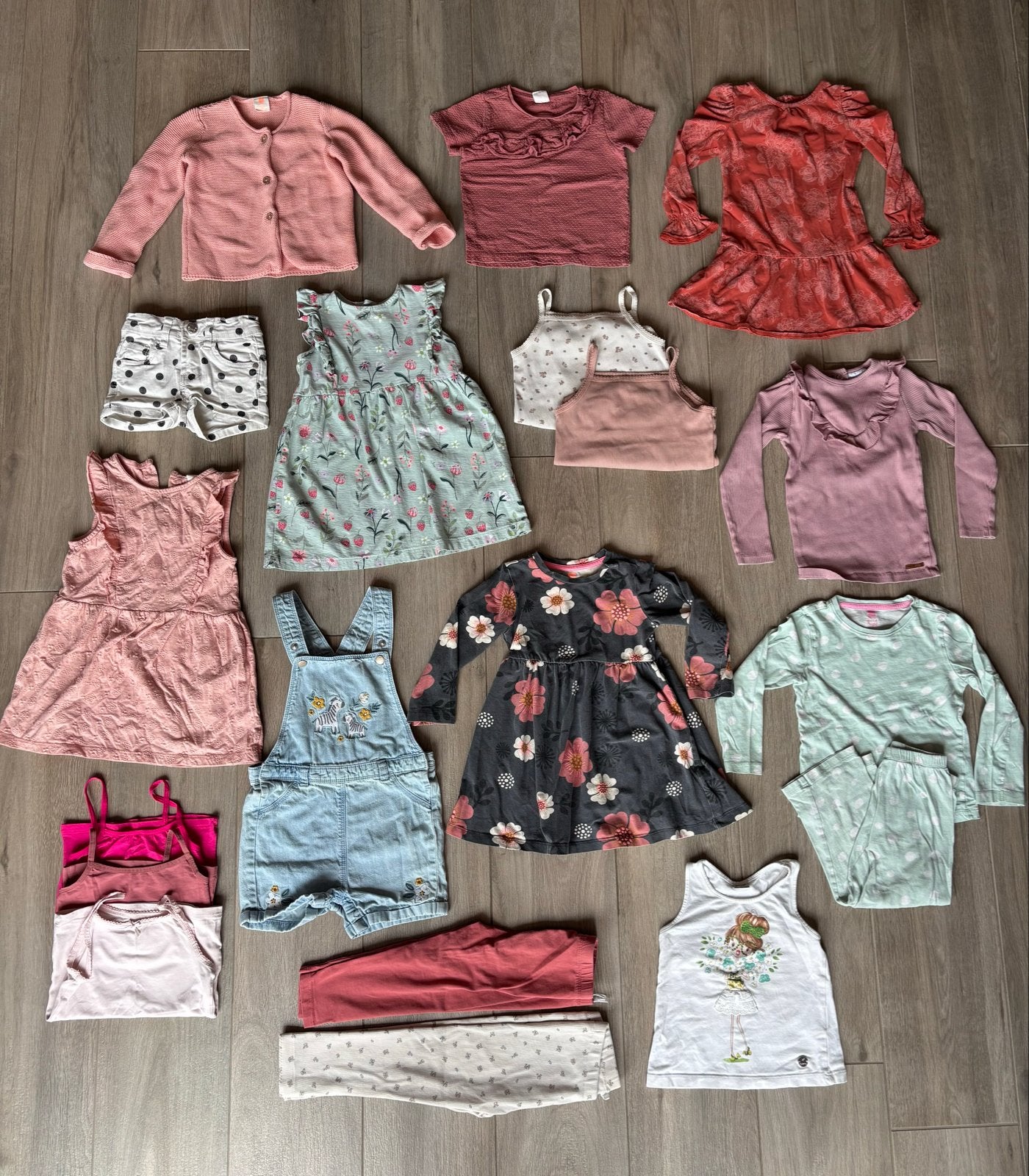 Kledingpakket meisje maat 98/104, Kinderen en Baby's, Kinderkleding | Kinder-kledingpakketten, Ophalen of Verzenden, Gebruikt