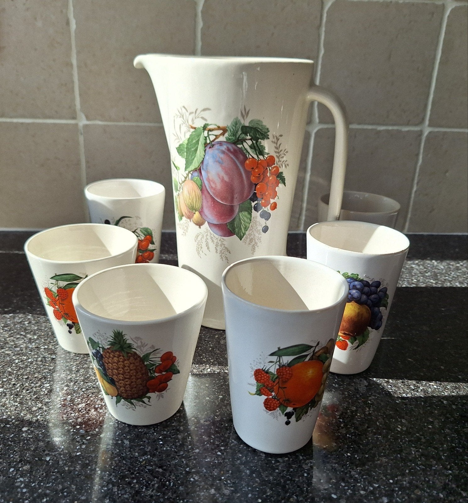 Vintage kan bekers fruitprint Louviere Frankton, Ophalen, Kan, Gebruikt, Keramiek