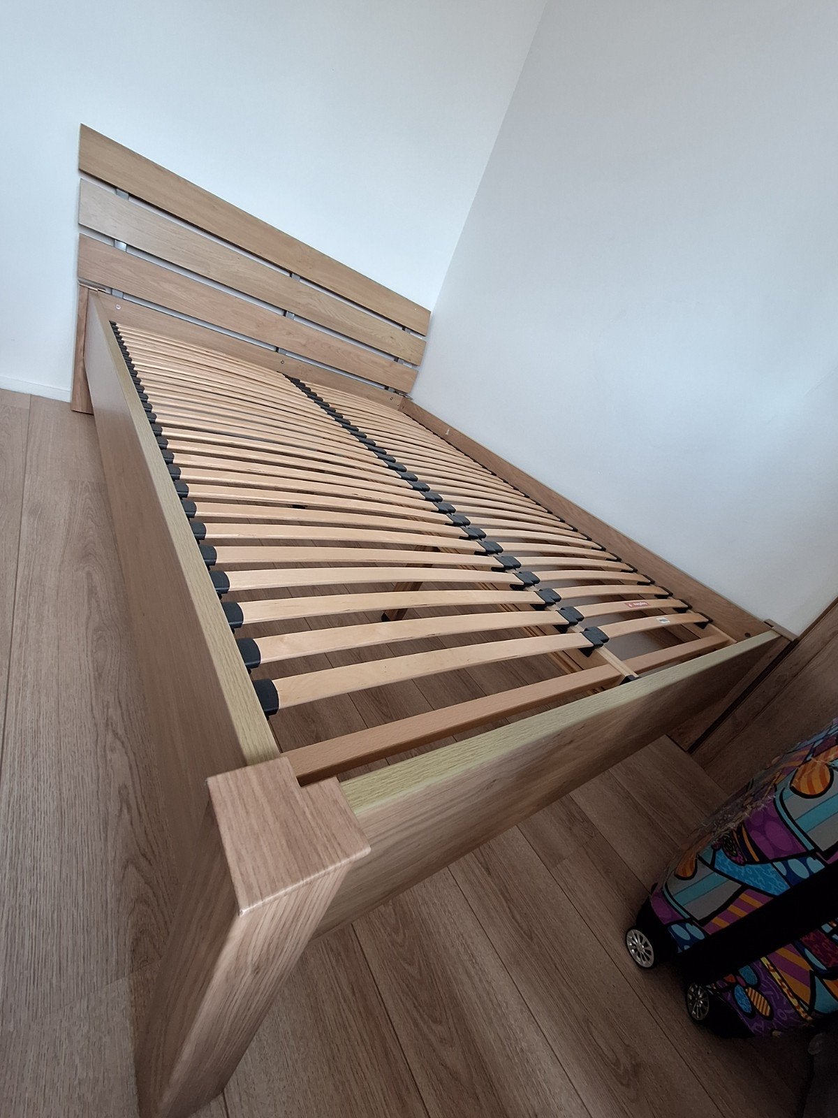 140x200 Bed met lattenbodem, Ophalen, Gebruikt, Bruin, Tweepersoons