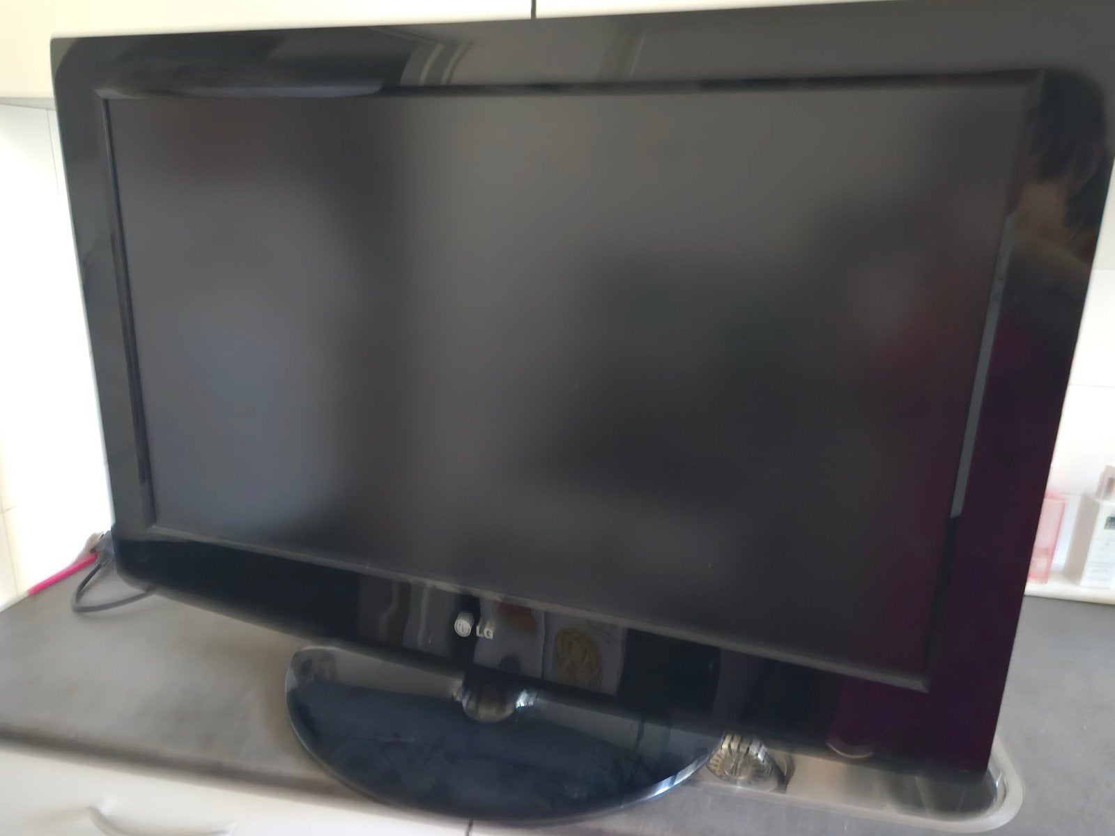 LG 32LG3000 LCD TV - 80 cm beelddiagonaal, Gebruikt, 50 Hz, LG, HD Ready (720p)