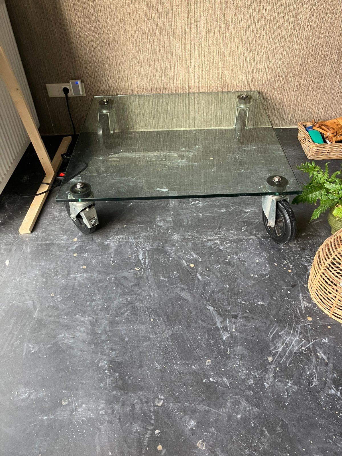 Glazen tafel…(zwaar), Ophalen, Zo goed als nieuw, Vierkant, 50 tot 100 cm