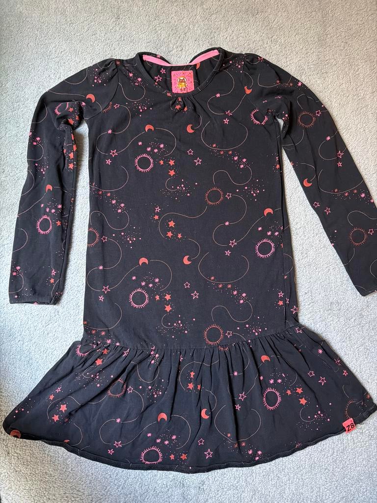 Z8 Jurk Maat 140/146 Zwart met Roze Print, Ophalen of Verzenden, Gebruikt, Meisje, Jurk of Rok