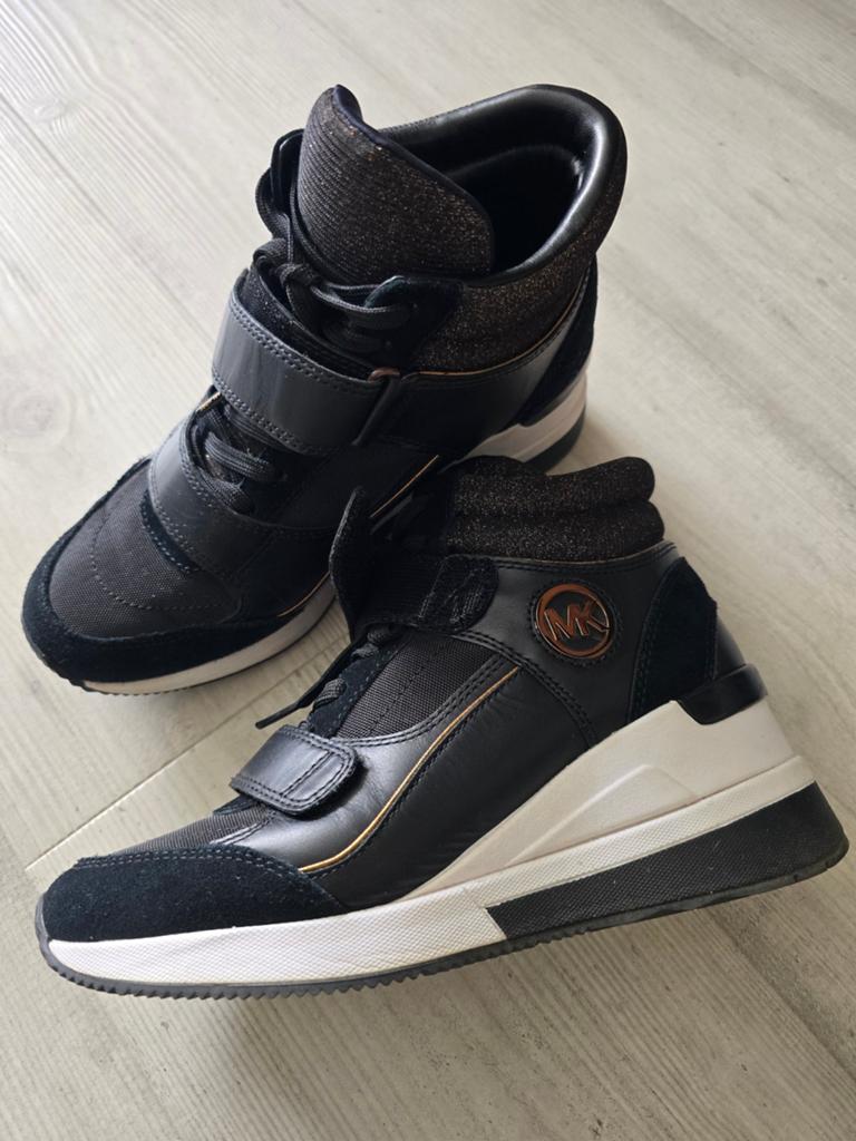 Michael Kors mt 37, Kleding | Dames, Schoenen, Ophalen, Zo goed als nieuw, Zwart, Sneakers of Gympen