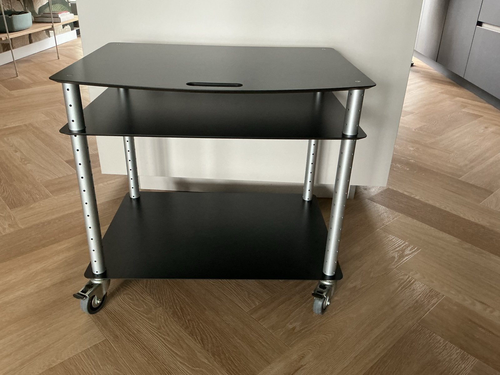 Max & Dirk design trolley, Huis en Inrichting, Kasten | Televisiemeubels, Ophalen, Overige materialen, Gebruikt, Design