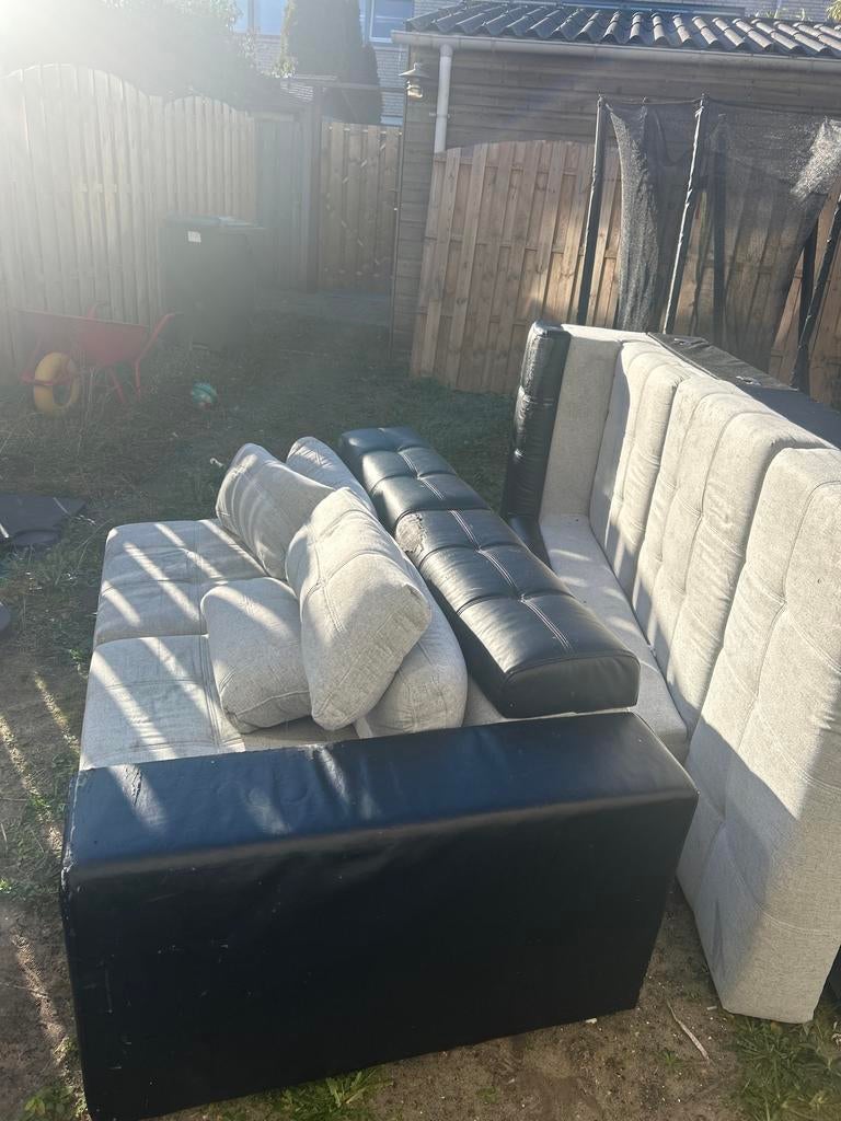 Gratis bank met opruimvak voor keet of mancave, Huis en Inrichting, Banken | Bankstellen, Ophalen, Gebruikt, Driepersoons, 75 tot 100 cm