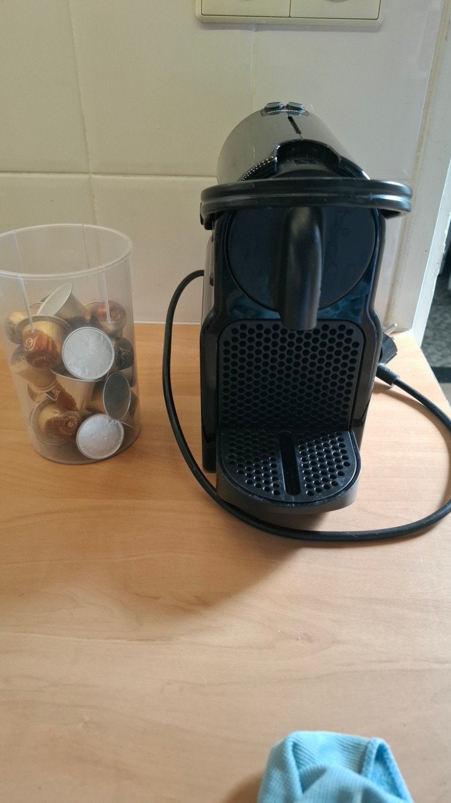 Magimix Nespresso Inissia Koffiecupmachine Zwart, Witgoed en Apparatuur, Ophalen, Afneembaar waterreservoir, Espresso apparaat