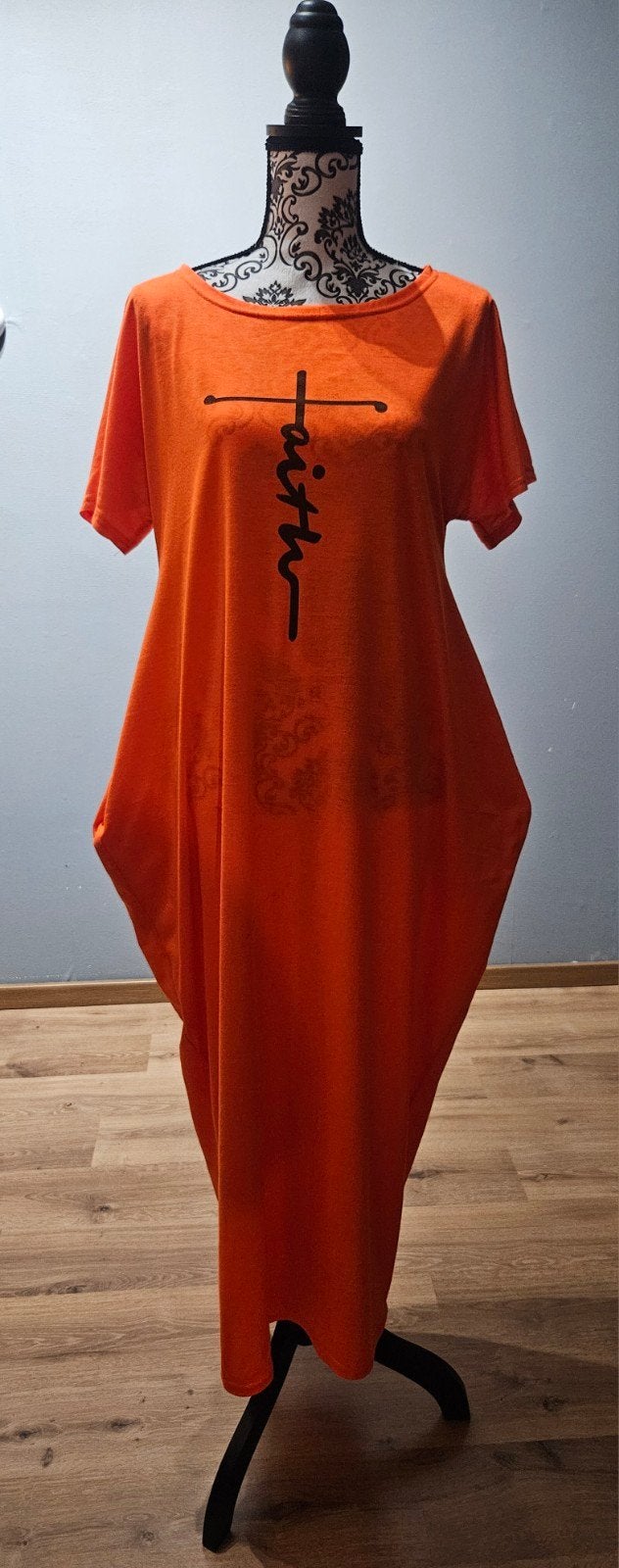 ChicMe oranje oversized maxi jurk - Faith print - Maat M, Maat 38/40 (M), Oranje, Ophalen of Verzenden, Gedragen