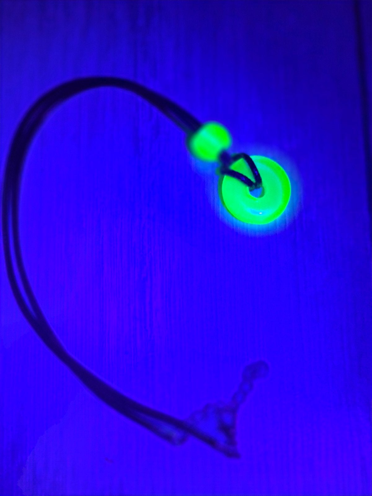 Uranium glas "donut" hanger met koort, Ophalen of Verzenden, Gebruikt, Overige materialen