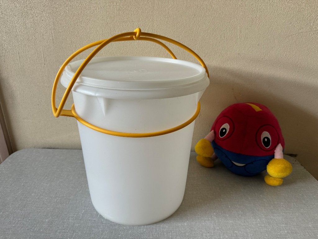 Z.G.A.N. wasemmer met GEEL HENGSEL emmer TUPPERWARE, Geel, Ophalen of Verzenden, Zo goed als nieuw, Emmer