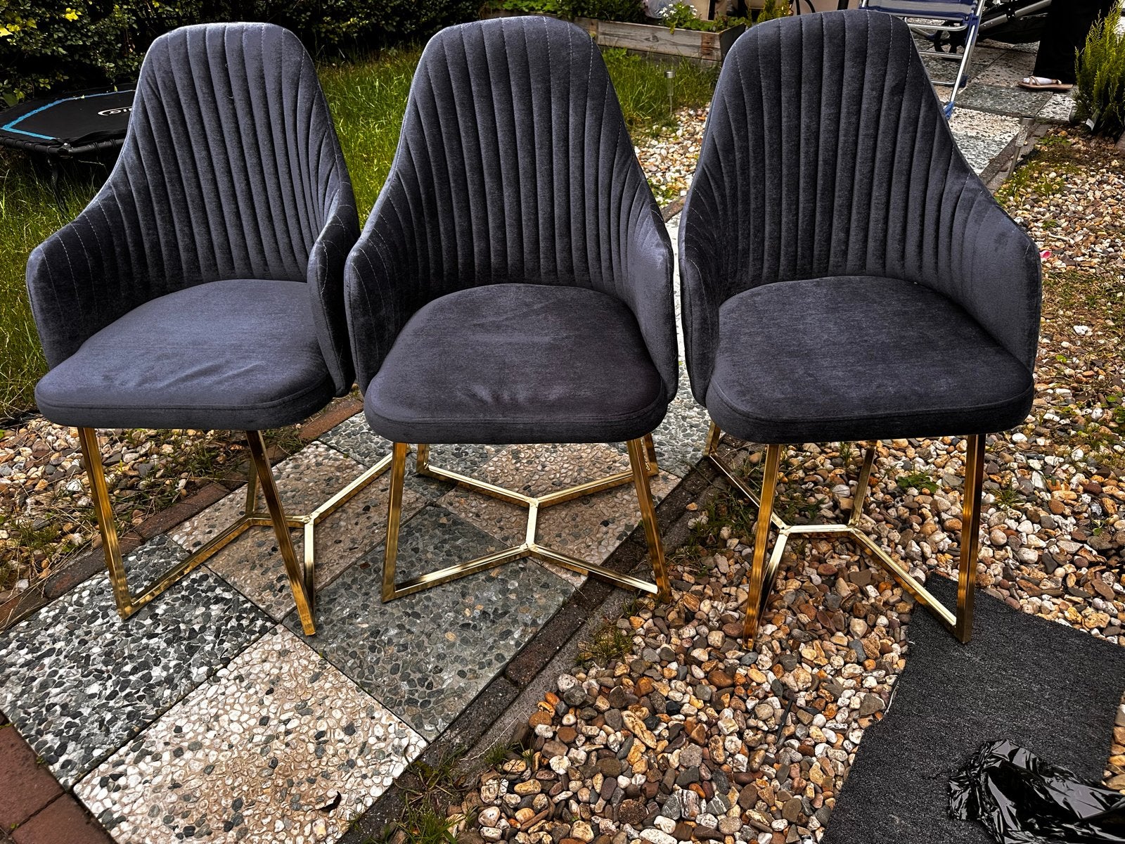 6 Nieuwe Tafelstoelen - Grijs Velours met Gouden Poten, Huis en Inrichting, Stoelen, Ophalen, Nieuw, Vijf, Zes of meer stoelen