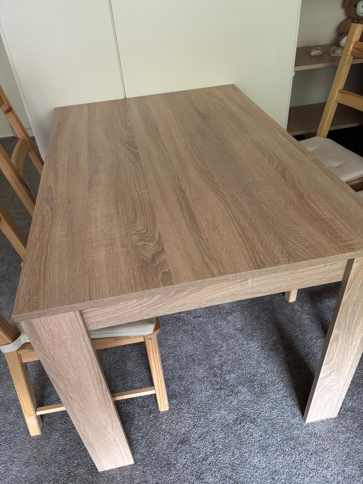 Eettafel (nieuw) en 4 stoelen, Ophalen, Zo goed als nieuw, 4 tot 6 stoelen