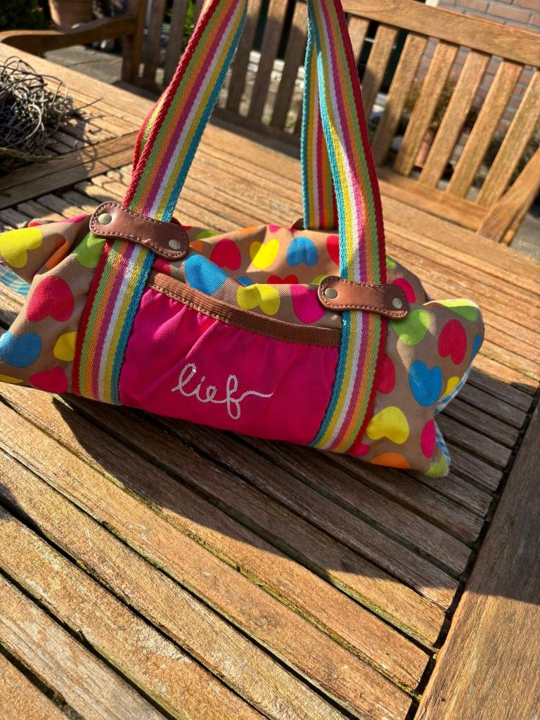 Tas Lief met hartjes en vrolijke kleuren, Overige typen, Ophalen of Verzenden, Gebruikt, 30 tot 40 cm