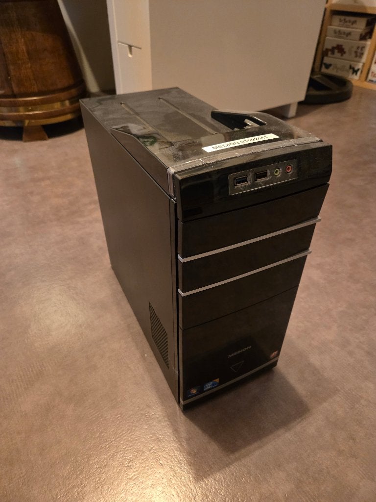 Desktop computer (oude game PC), Ophalen, Gebruikt, 2 tot 3 Ghz, 8 GB
