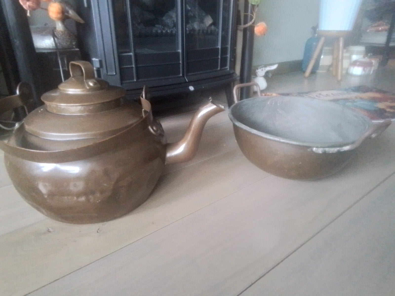 2 super grote antieke koperen ketel en deegkom, Ophalen