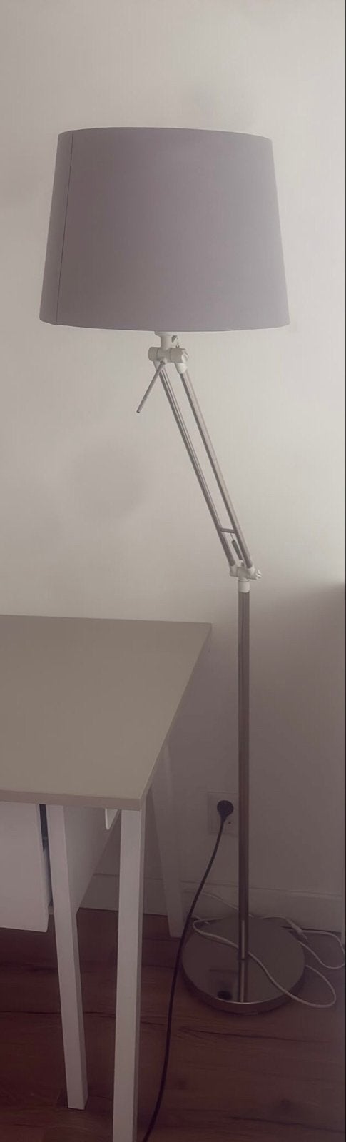 Lichtgrijze staande lamp met stoffen kap, Ophalen, Zo goed als nieuw, Textiel, 150 tot 200 cm