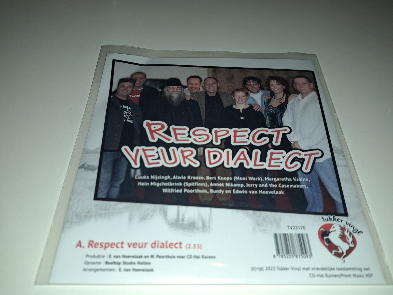 7" Verschillende artiesten : Respect veur dialect, Verzenden, Zo goed als nieuw, Overige formaten, Levenslied of Smartlap