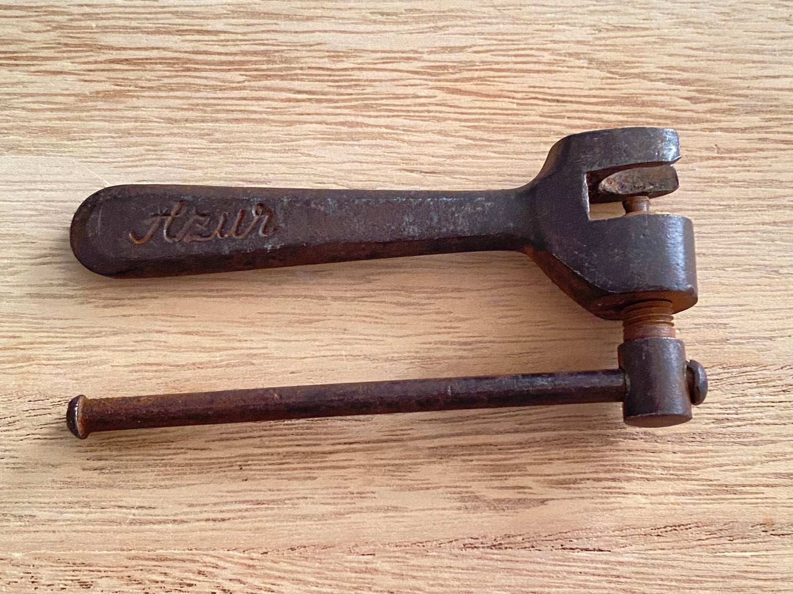 AZUR. Oude Kettingpons. Fietsgereedschap., Ophalen of Verzenden, Zo goed als nieuw, Kettinggereedschap