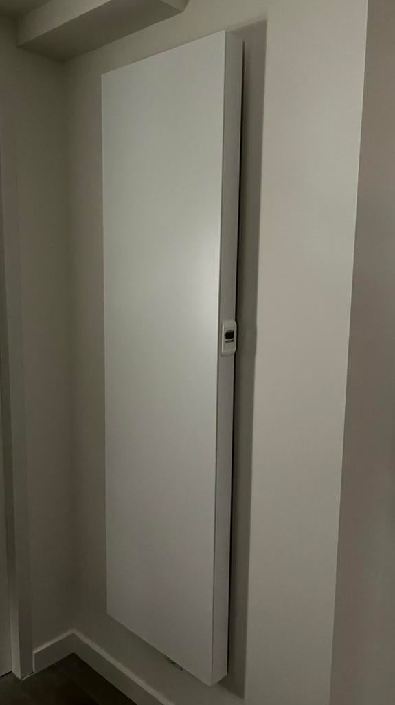 Vasco E-Panel elektrische radiator, Doe-het-zelf en Verbouw, Verwarming en Radiatoren, Ophalen, Zo goed als nieuw