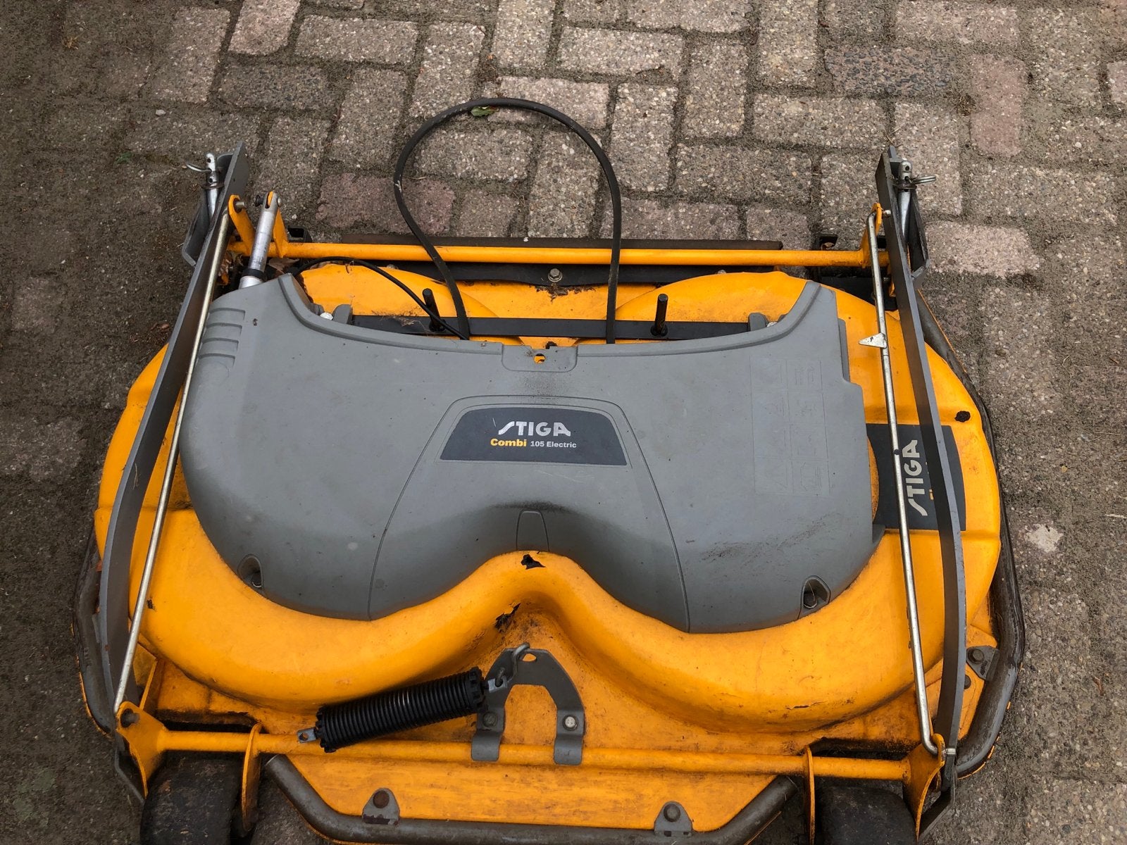 Stiga Park Combi 105 maaidek elektrisch, Tuin en Terras, Grasmaaiers, Ophalen, Cirkelmaaier, Gebruikt, Elektrische grasmaaier