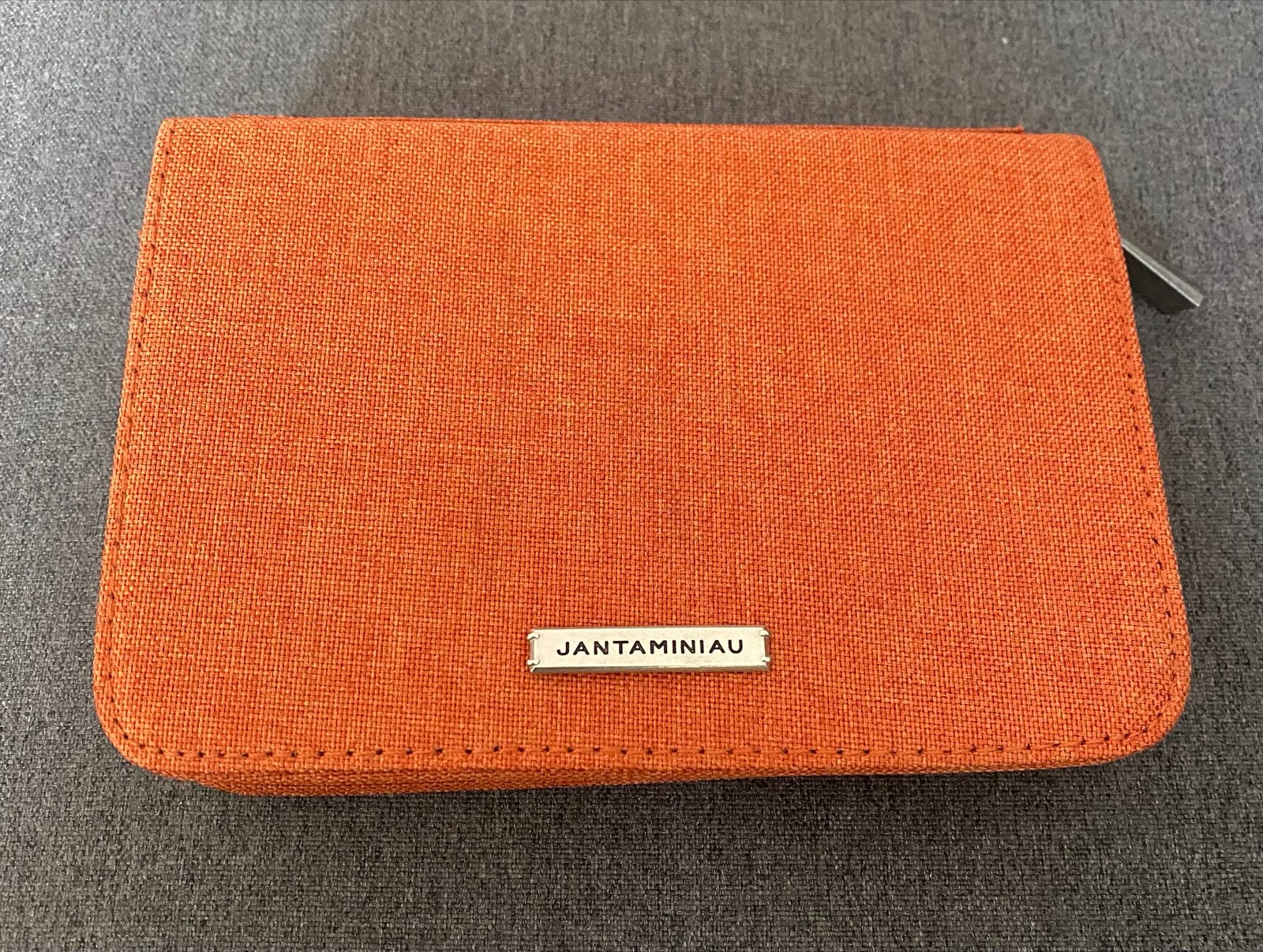 KLM Jan Taminiau tasje 12 x 18 cm, Ophalen of Verzenden, Zo goed als nieuw, Oranje, Overige typen