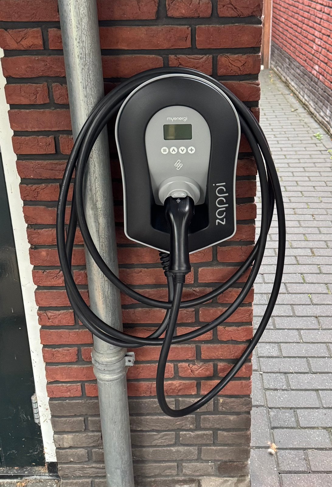 Zappi v2.1 laadpaal (max. 22 kW op 3-fase) 6,5m vaste kabel, Ophalen, Zo goed als nieuw, Laadpaal