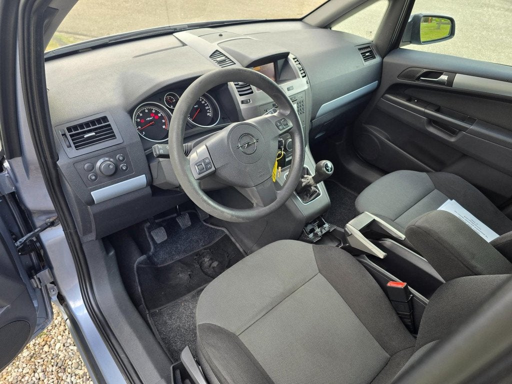 Opel Zafira 1.8 Executive 7-PERSOONS airco/CRUISE *apk:05-20, Auto's, Opel, Automatische klimaatregeling, Gebruikt, 4 cilinders