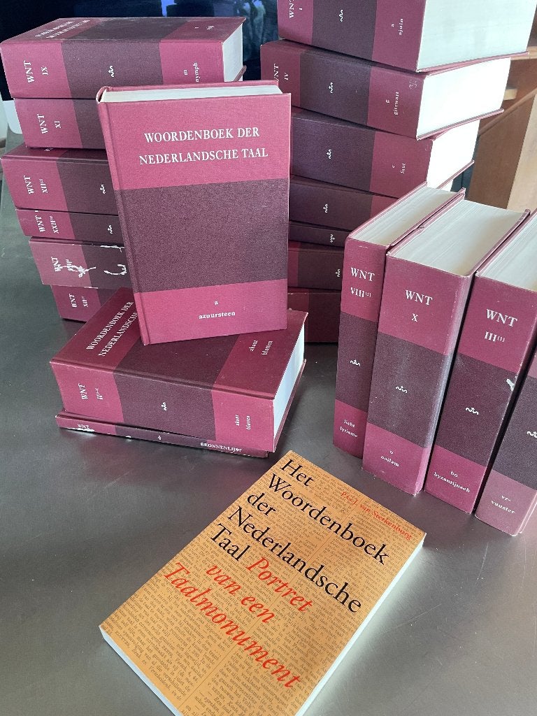Woordenboek der Nederlandse Taal (WNT) compleet, Ophalen of Verzenden, Zo goed als nieuw, Overige uitgevers, Nederlands
