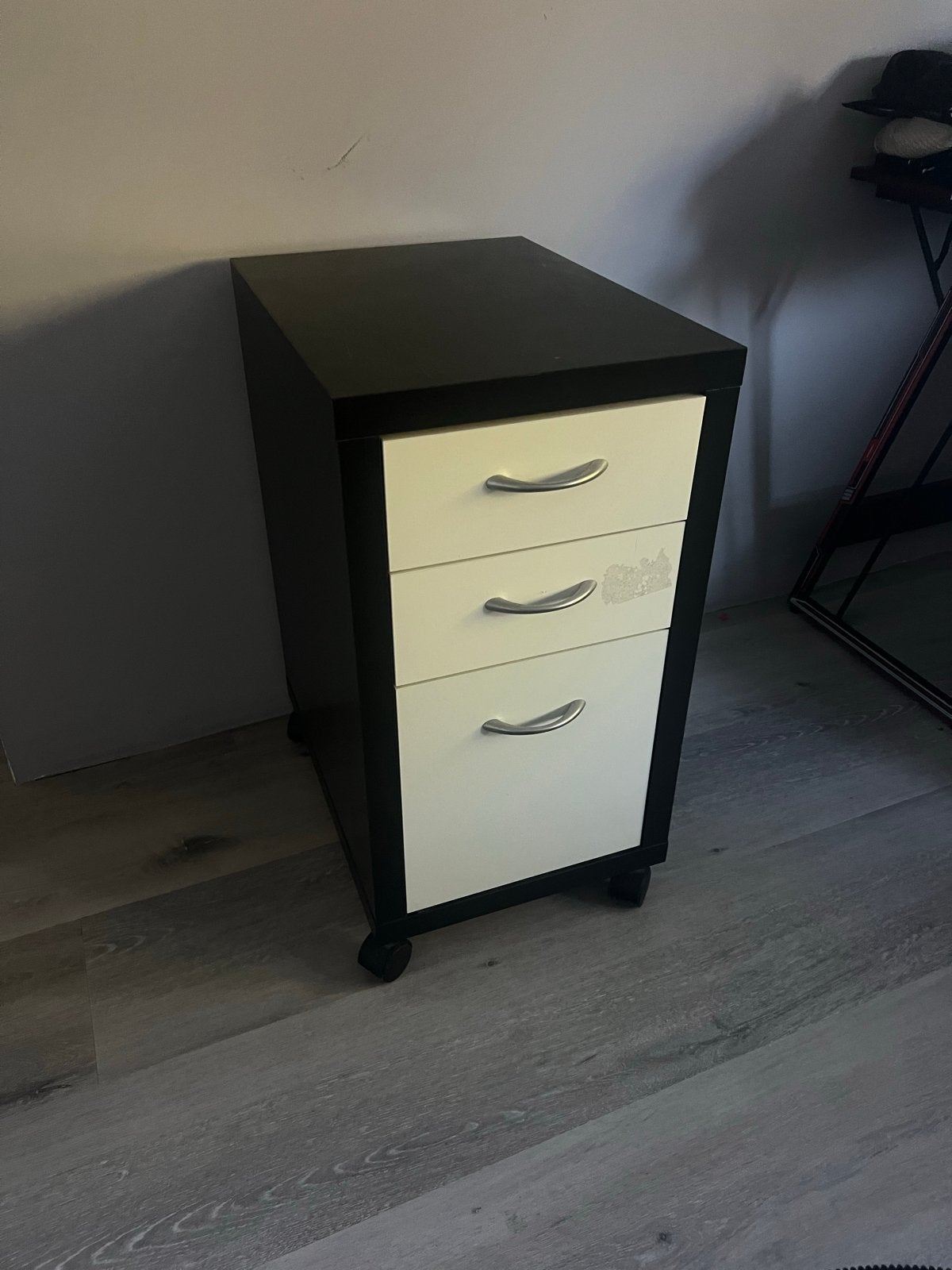 Zwart-wit ladeblok op wieltjes met 3 laden, Ophalen, Gebruikt, 3 of 4 laden, 25 tot 50 cm