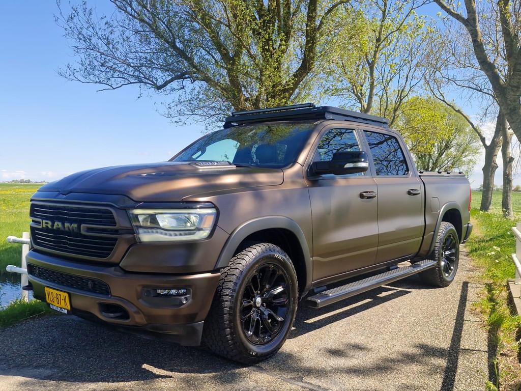 Dodge Ram 1500 4X4 5.7 V8 4x4 Crew Cab Laramie|Luchtvering|D, Automaat, Gebruikt, Origineel Nederlands, Bedrijf